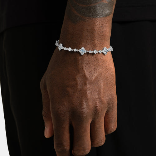Blue Clover Micro Bracelet