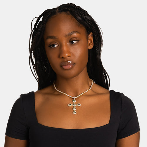 Cloverleaf Cross Pendant Gold