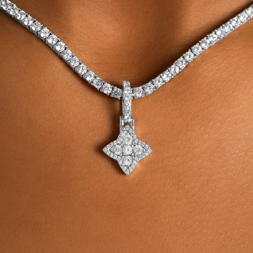 Moissanite Clover Pendant