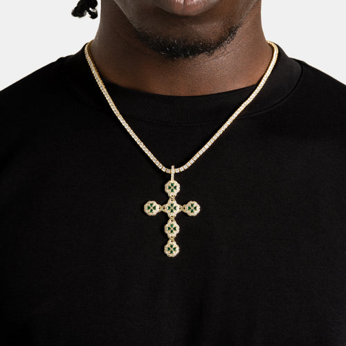 Cloverleaf Cross Pendant Gold