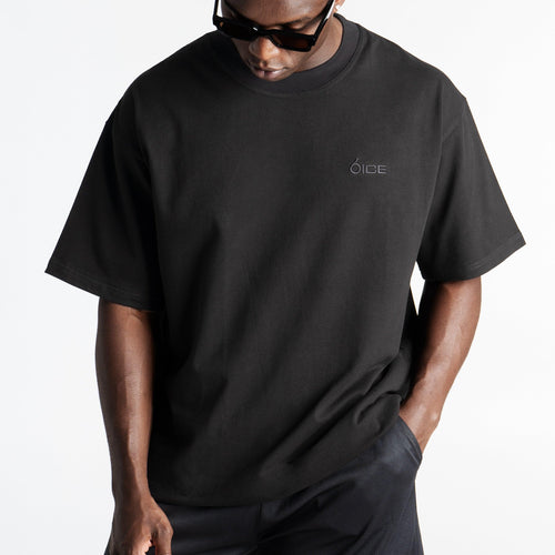 ESSENTIAL BLACK TEE