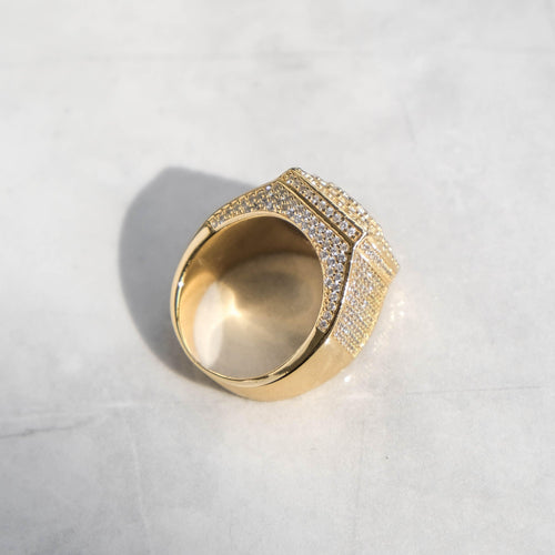 Double Step Signet Ring Gold Moissanite